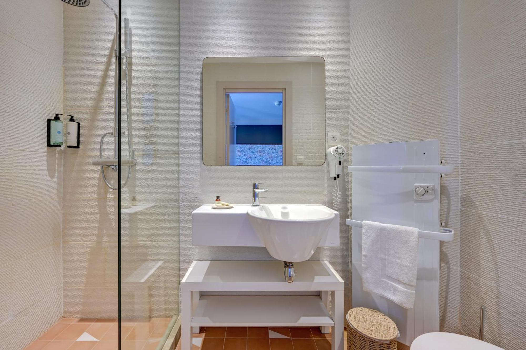 Hotel Bor Ιέρ Εξωτερικό φωτογραφία