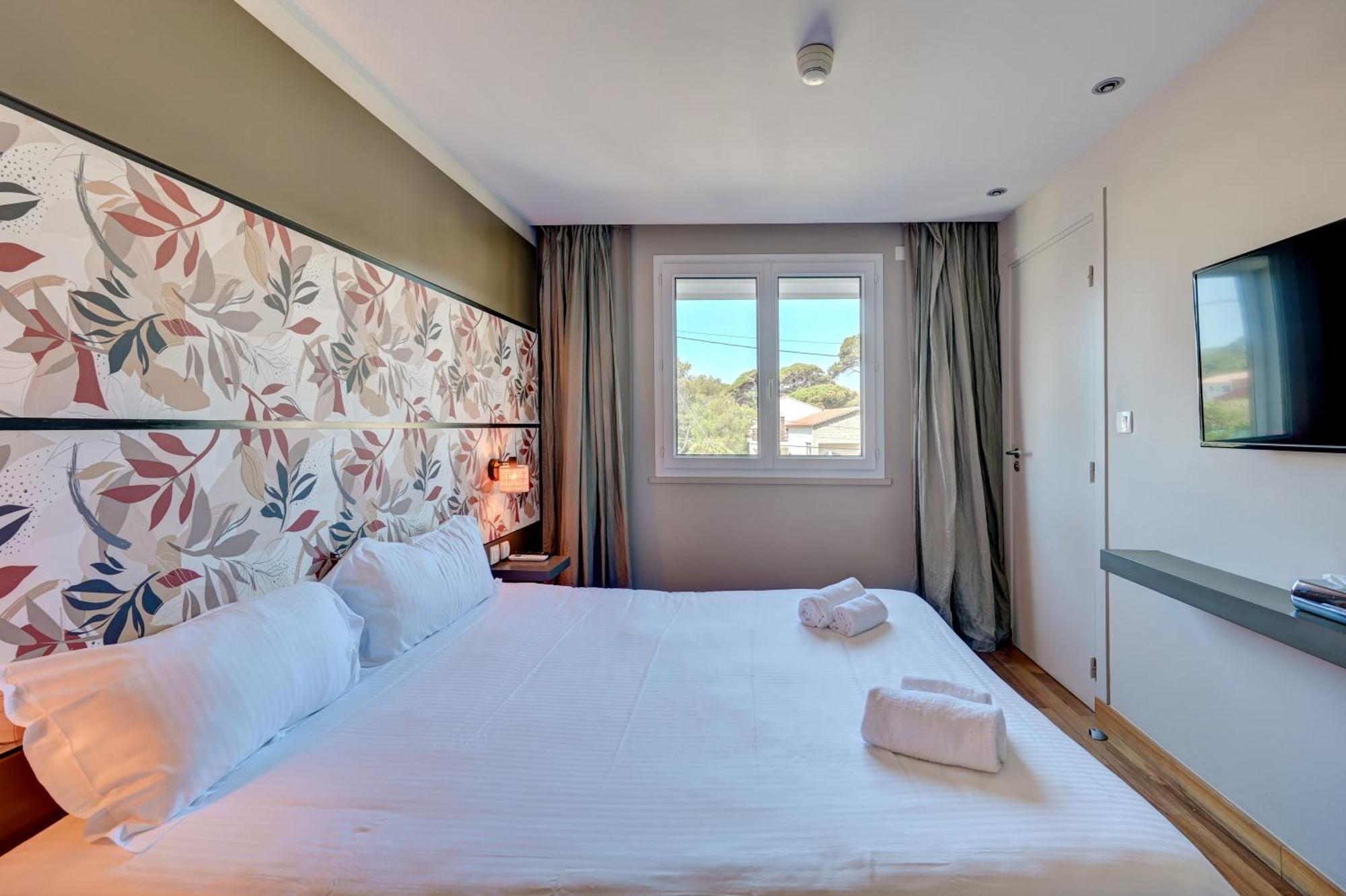 Hotel Bor Ιέρ Εξωτερικό φωτογραφία