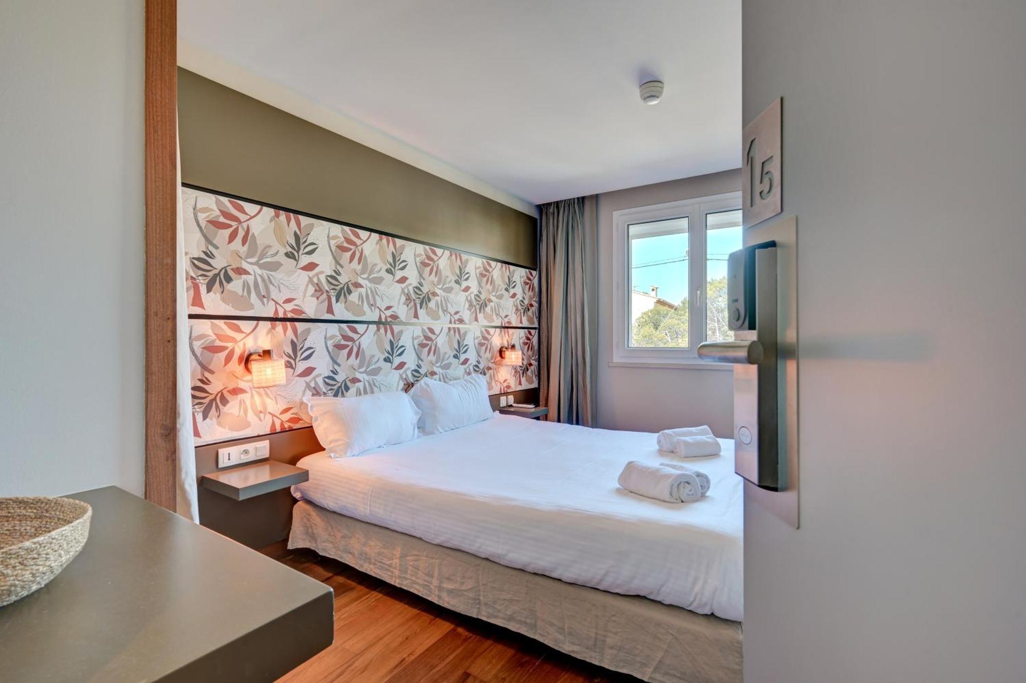 Hotel Bor Ιέρ Εξωτερικό φωτογραφία